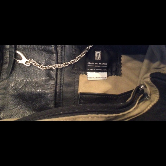 Alain De France genuine leather shoulder bag - Picture 6 of 10